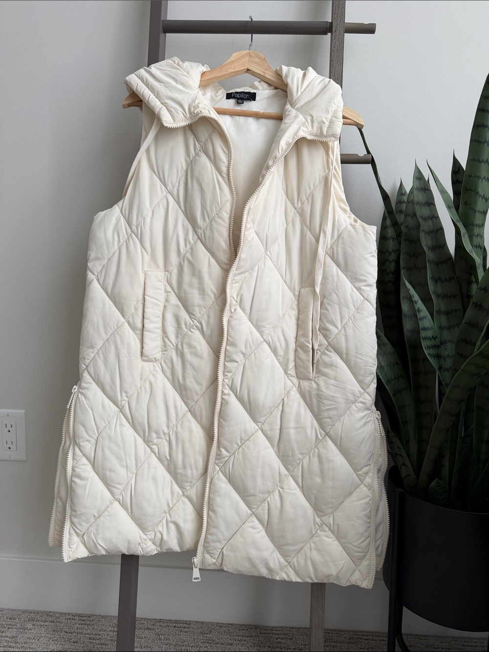 Eileen Fisher Cream Quilted Hooded Vest